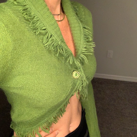 Green Sweater - Picture 3 of 7